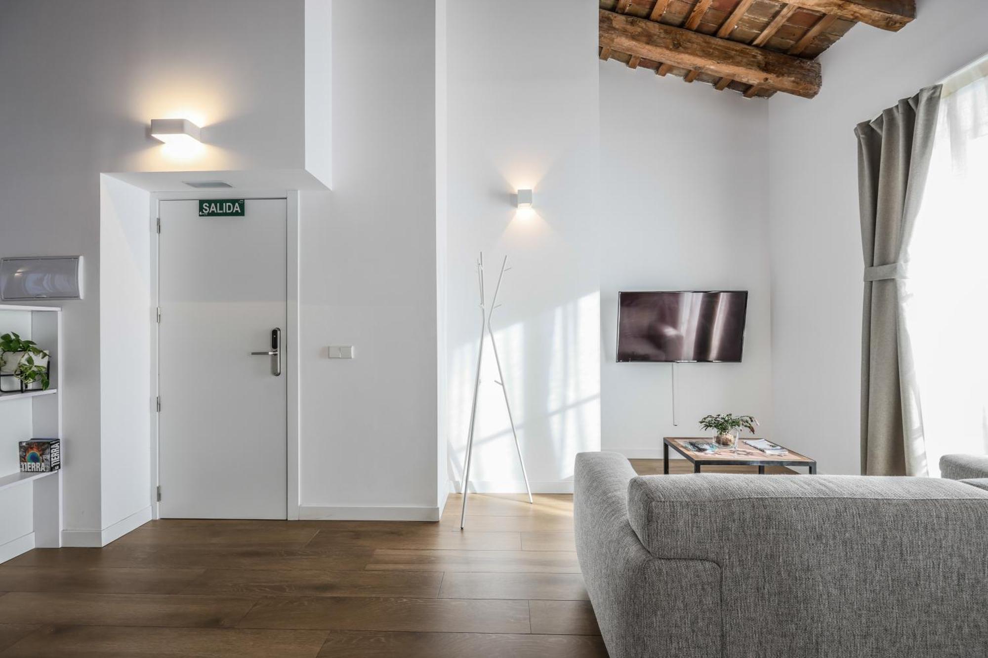Amazinn Places Evi Apartments Valenza Esterno foto