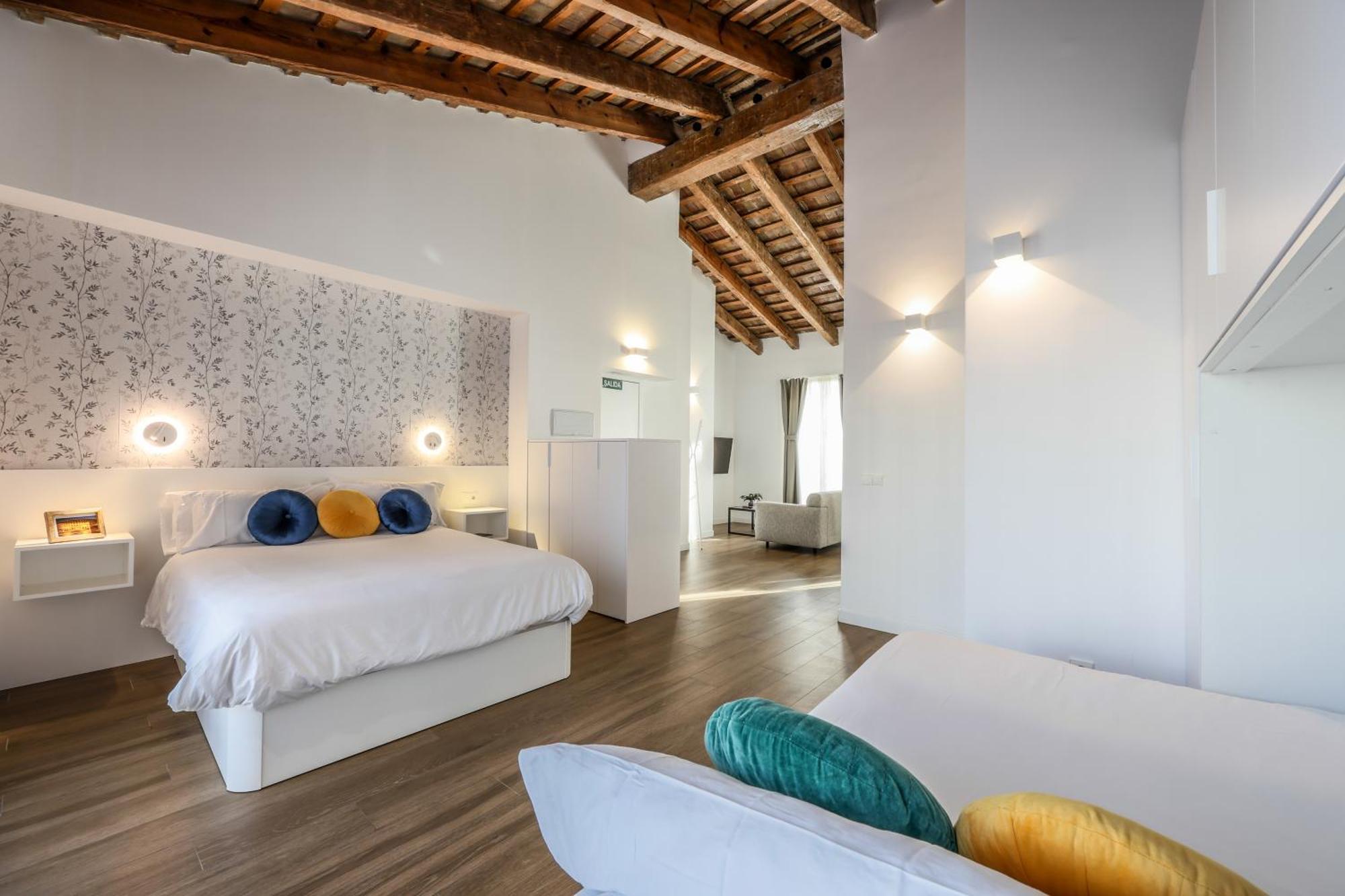 Amazinn Places Evi Apartments Valenza Esterno foto