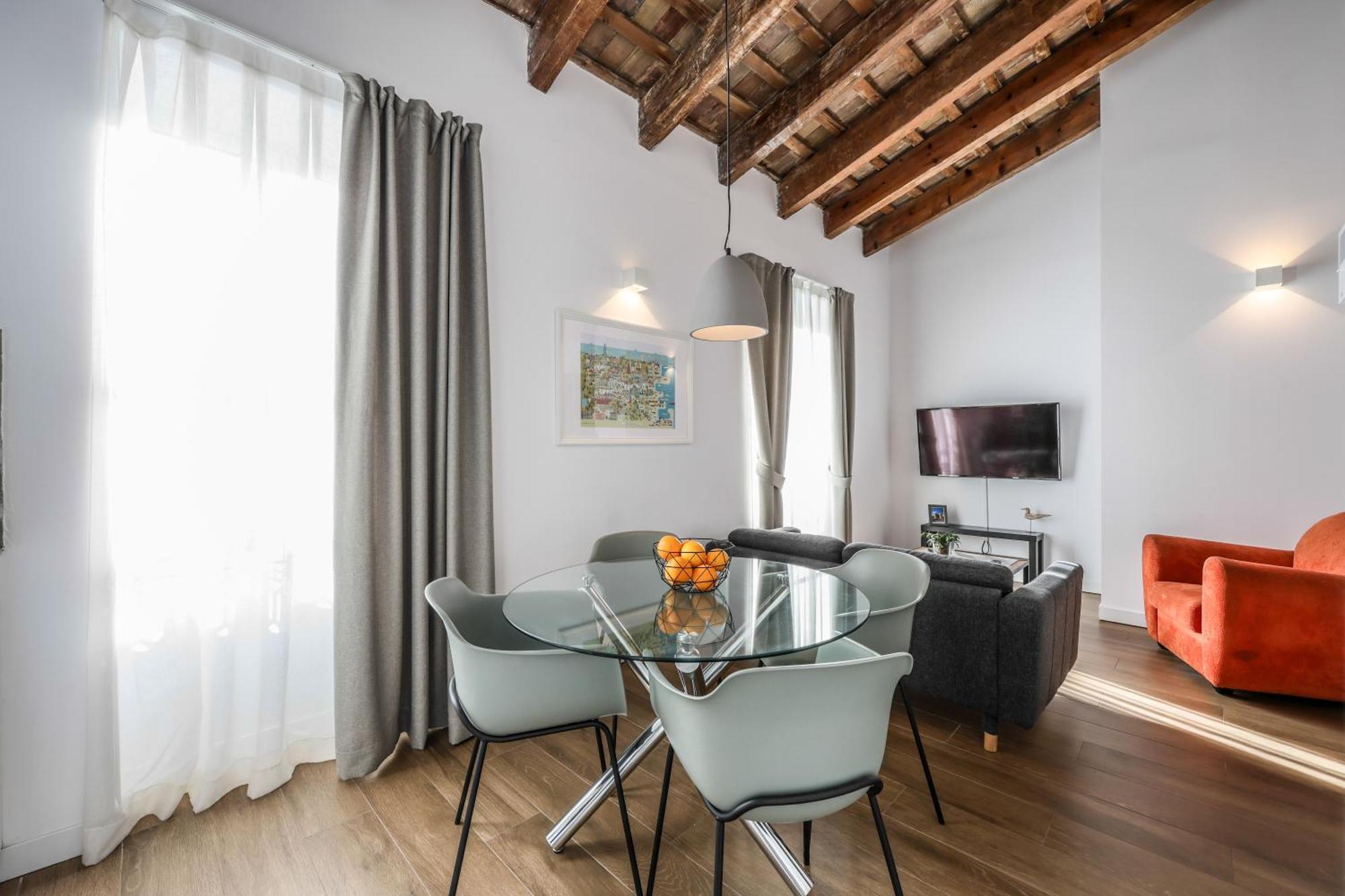 Amazinn Places Evi Apartments Valenza Esterno foto