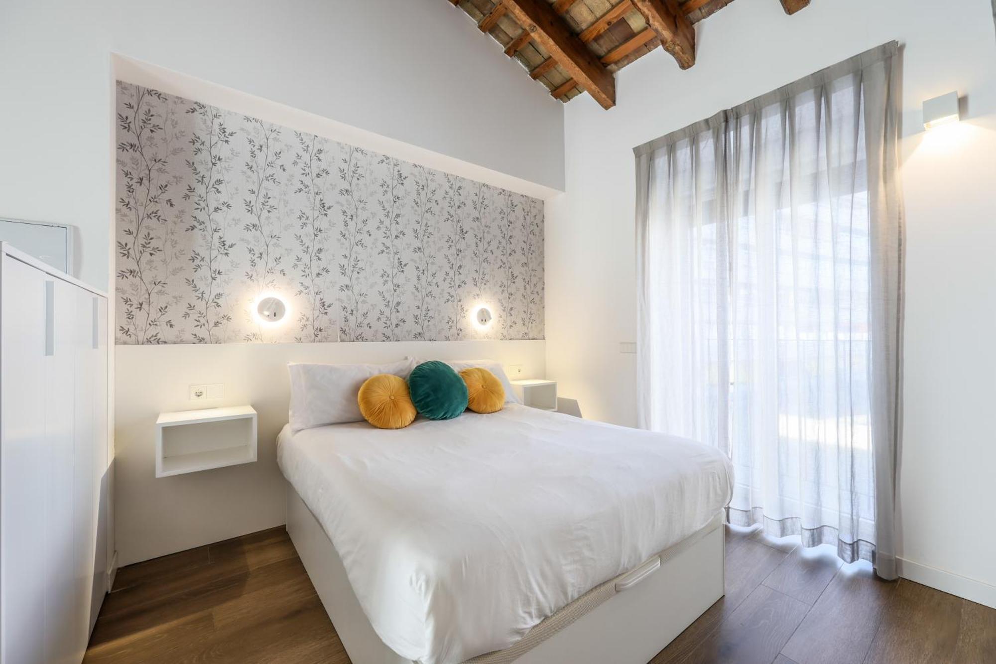 Amazinn Places Evi Apartments Valenza Esterno foto