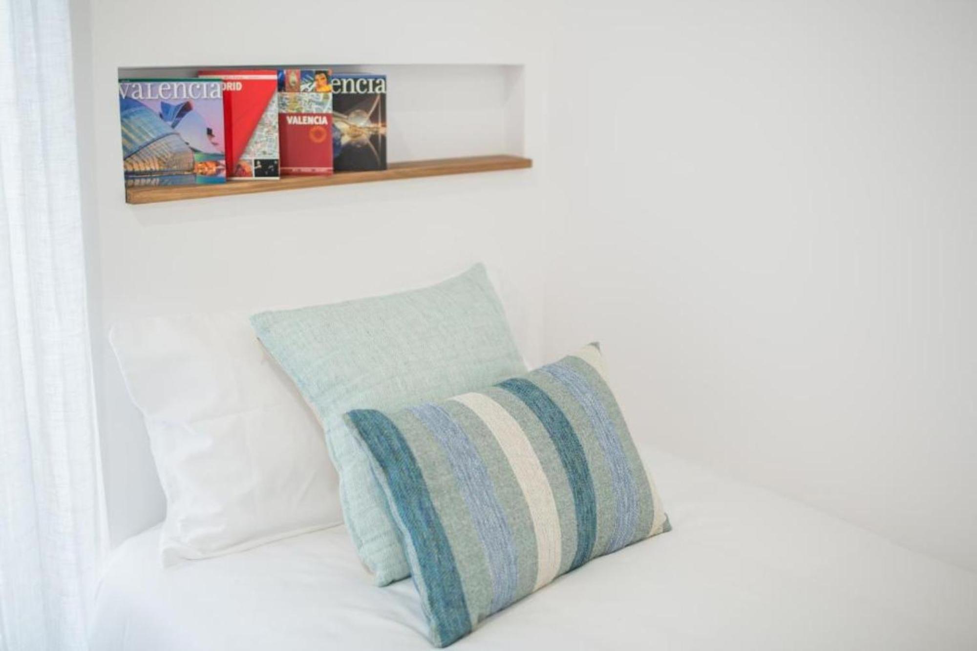 Amazinn Places Evi Apartments Valenza Esterno foto